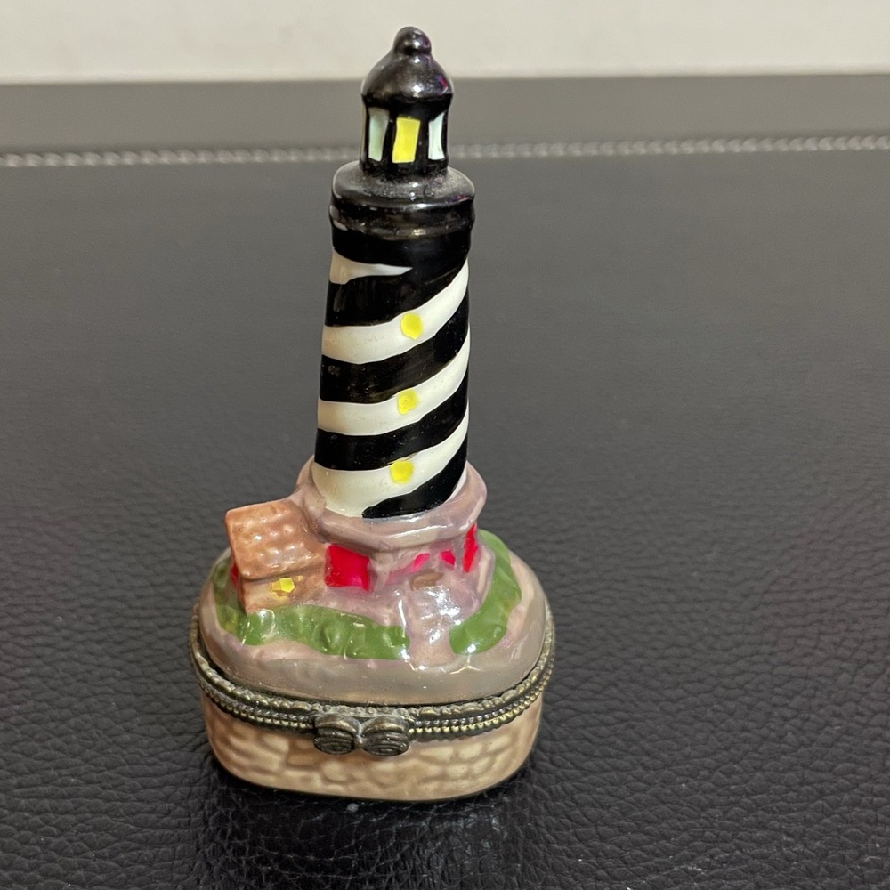 Lighthouse Collector Bundle - Picture 12 of 16